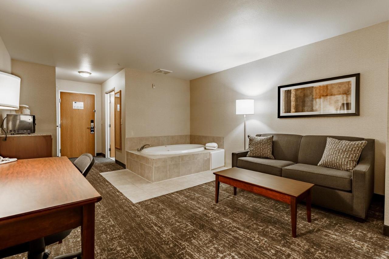 Cobblestone Suites - Ripon Buitenkant foto